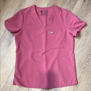 Figs Women's Scrub Top in Rose Pink